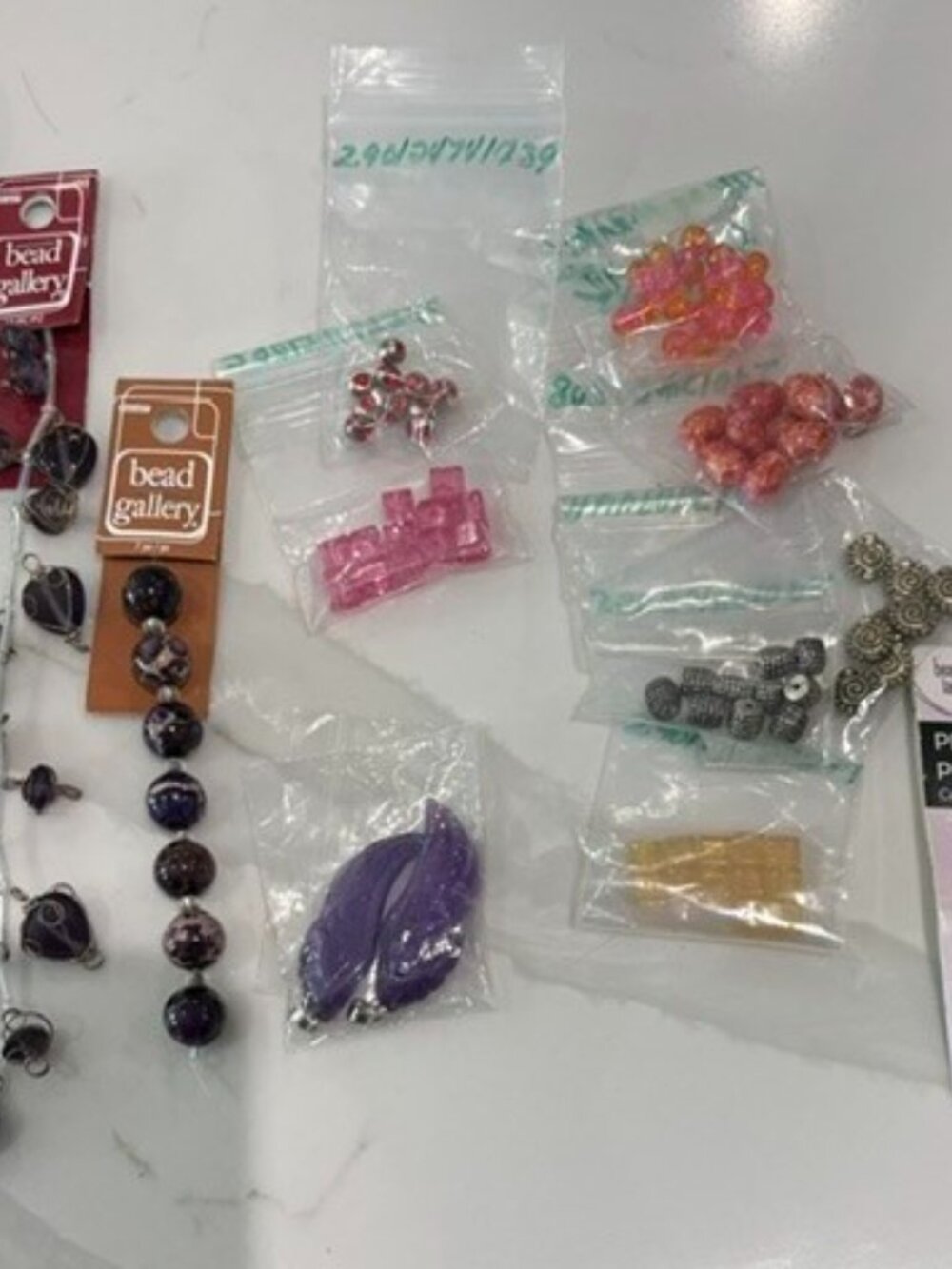 New Chain, pendant and beads lot